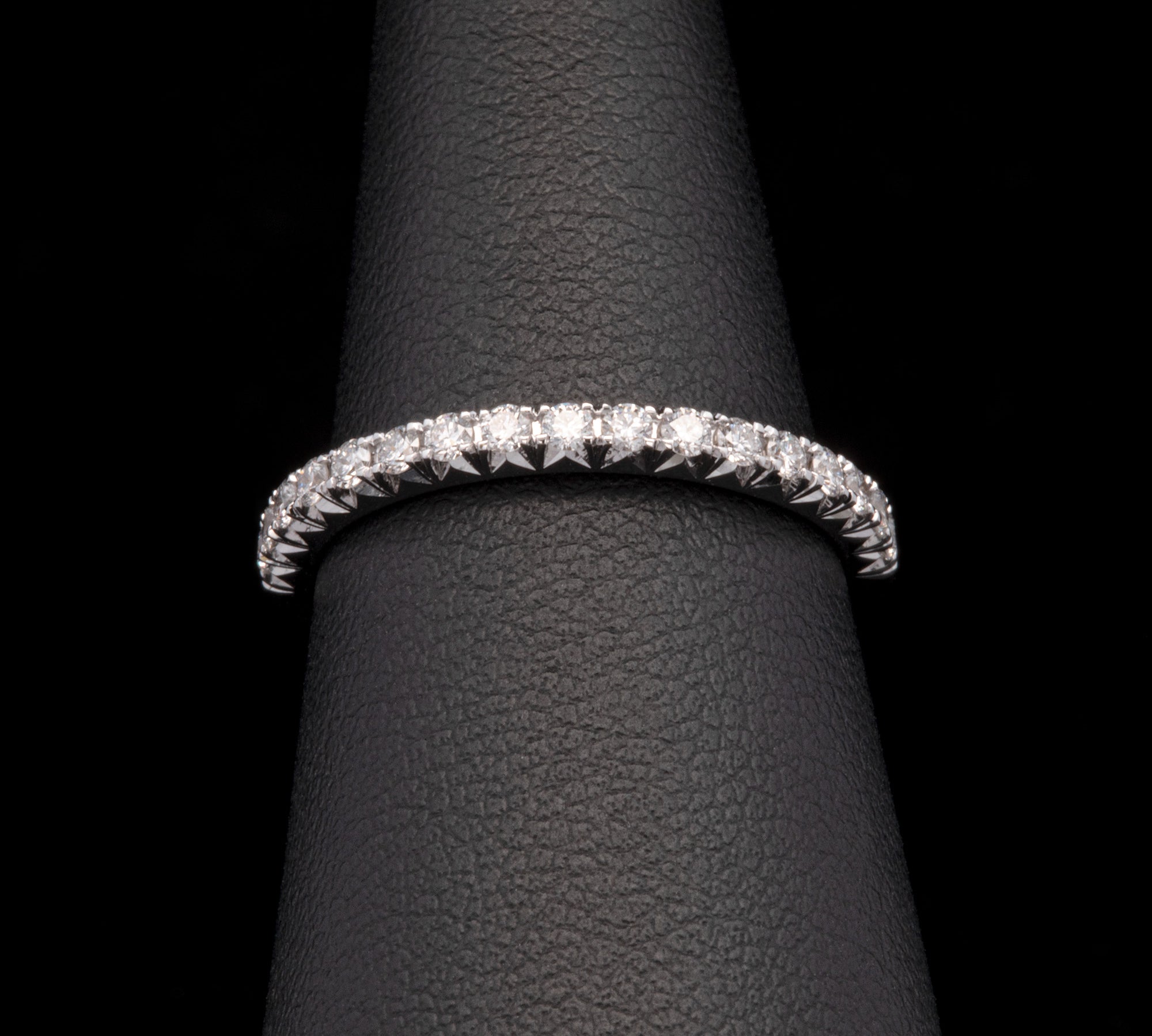 14K White Gold 0.34ctw Diamond Half Eternity Band