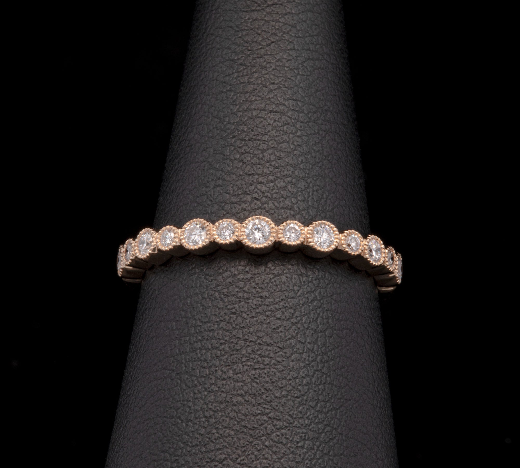 18K Yellow Gold Diamond Band