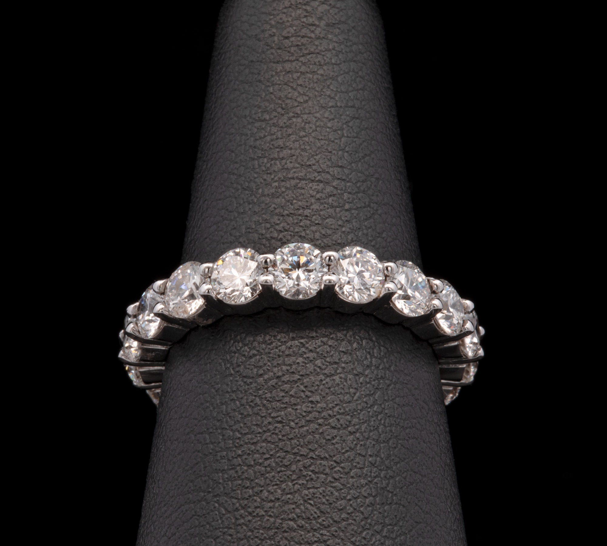 Platinum Shared Prong 3.39ctw Diamond Eternity Band