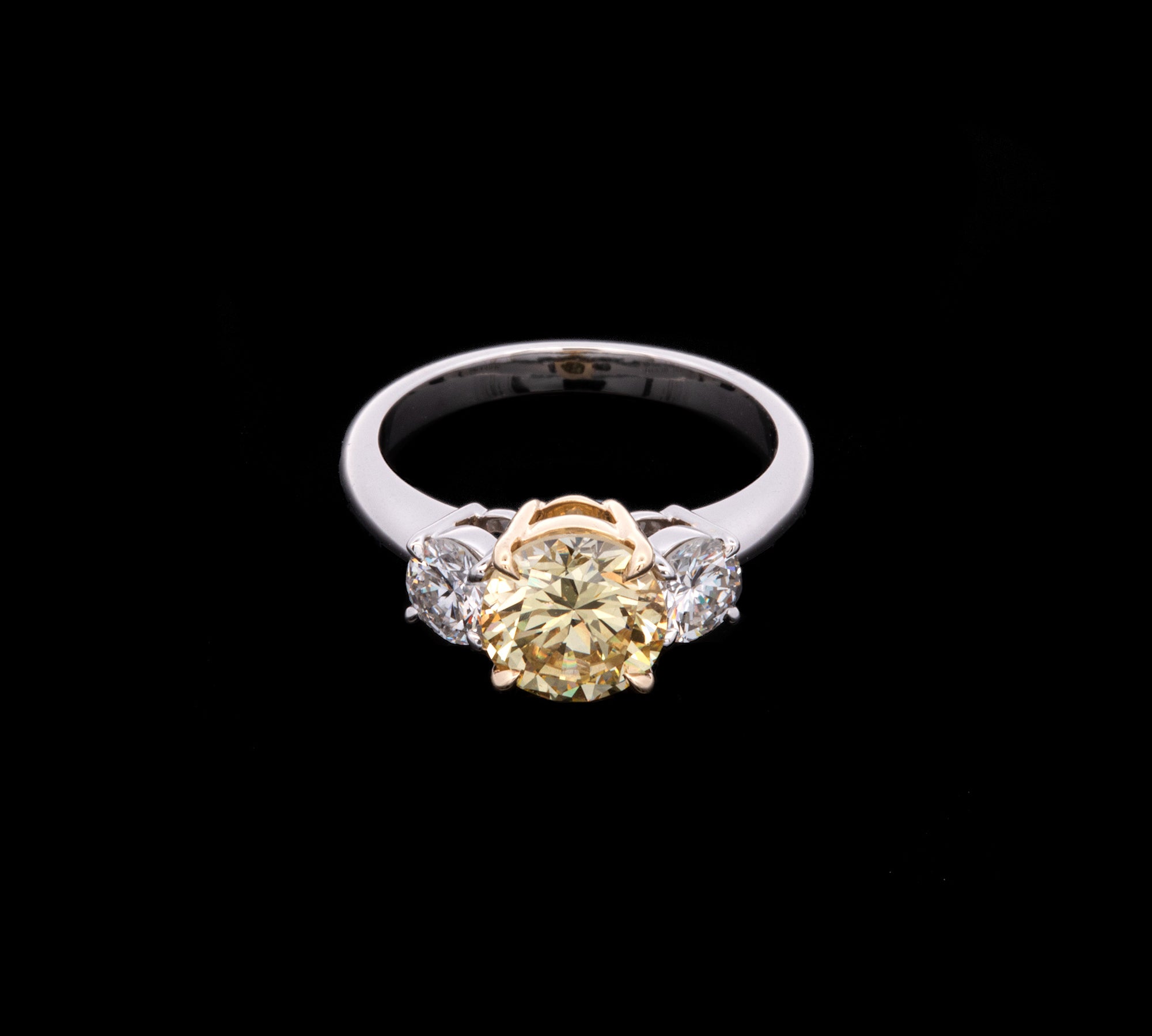 Platinum And 18K Yellow Gold Round Brilliant Cut Diamond Ring