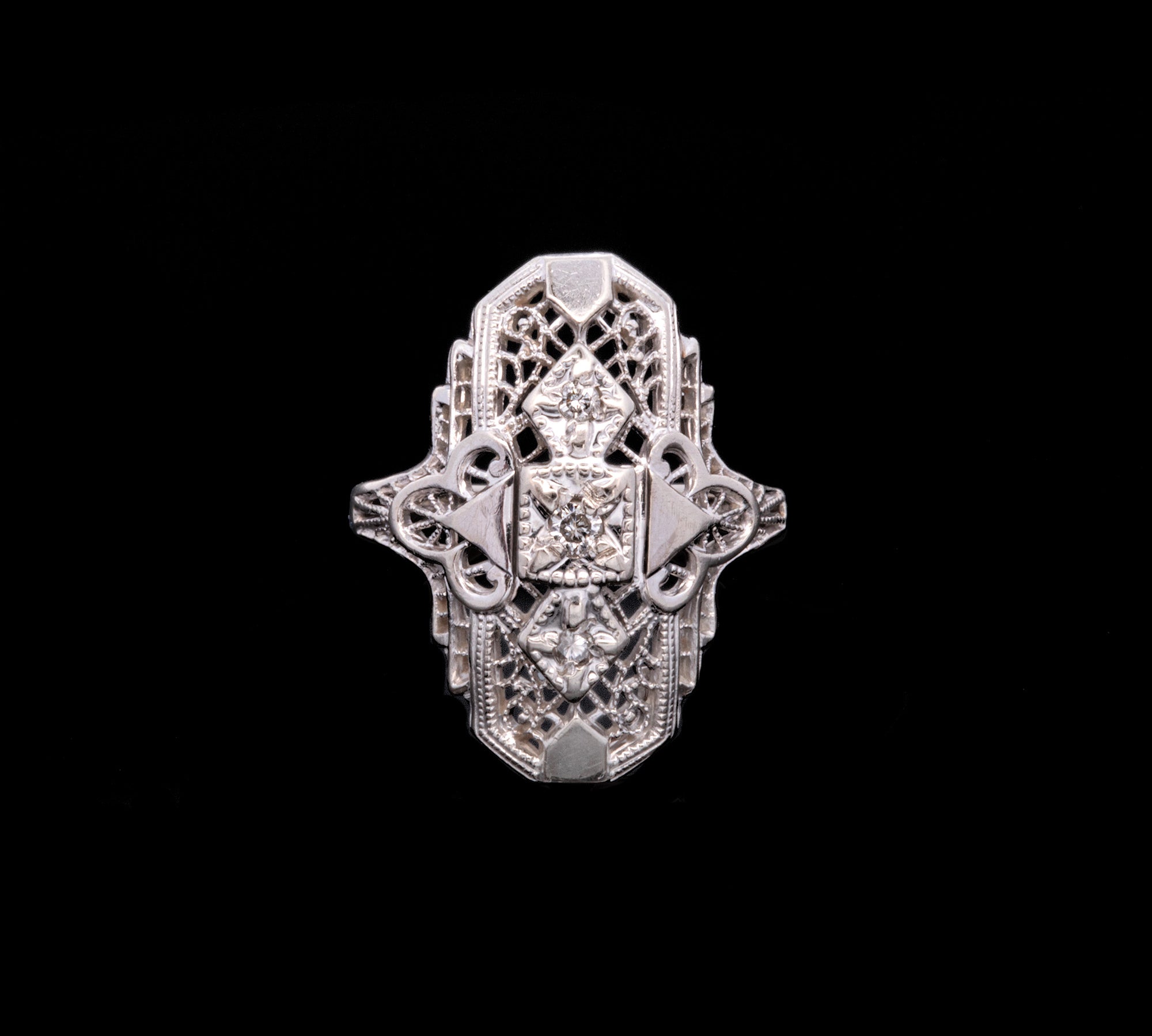 14K White Gold Art Deco Three Diamond Dinner Ring With Filigree