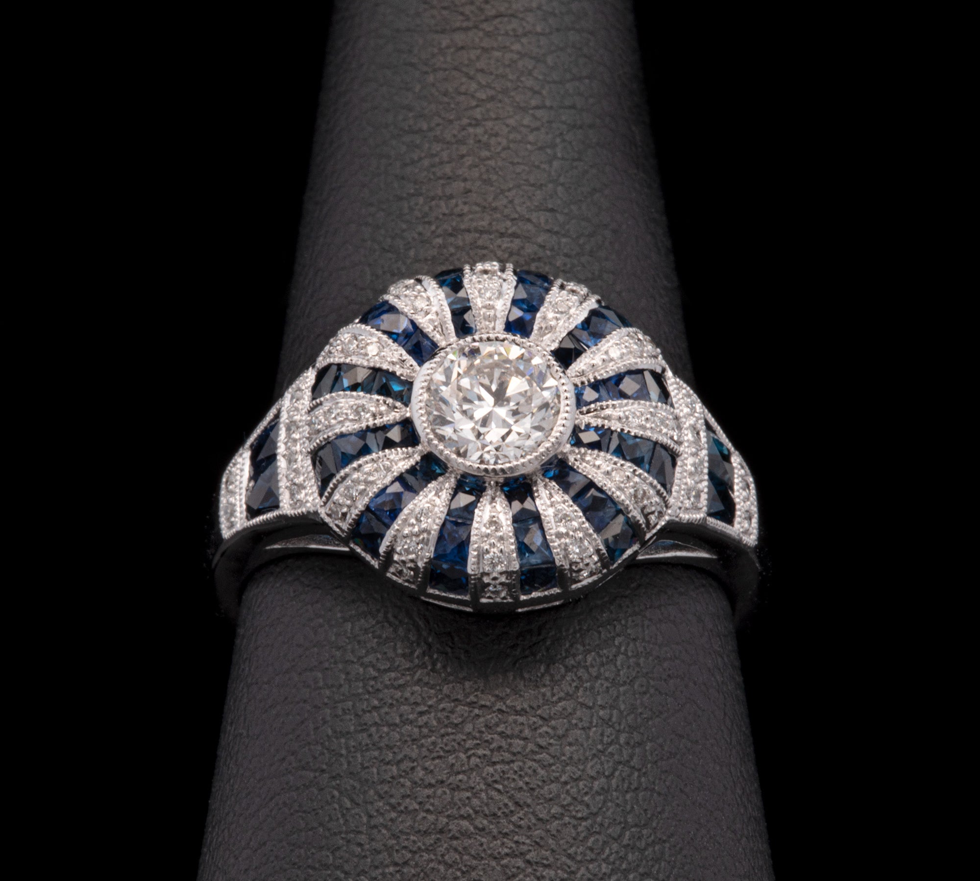 18K White Gold Diamond And Sapphire Ring