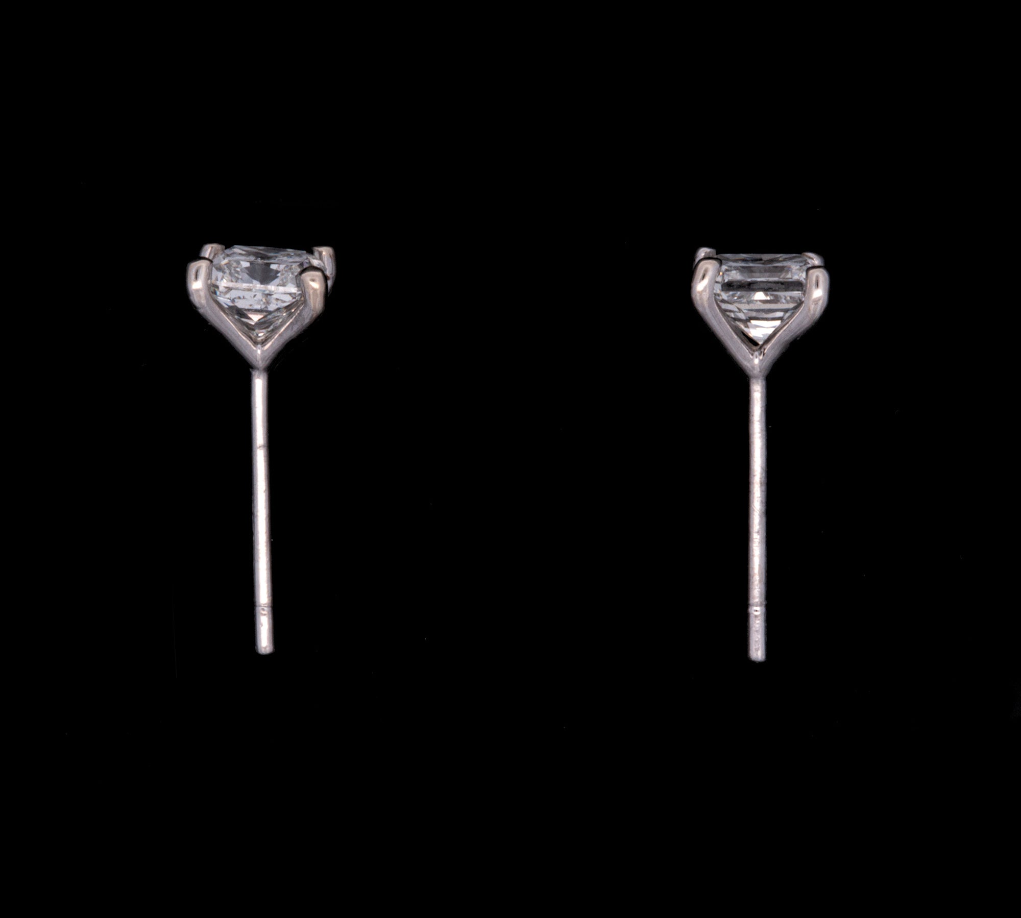 18K White Gold Martini Set Princess Cut 2.00ctw Diamond Stud Earrings