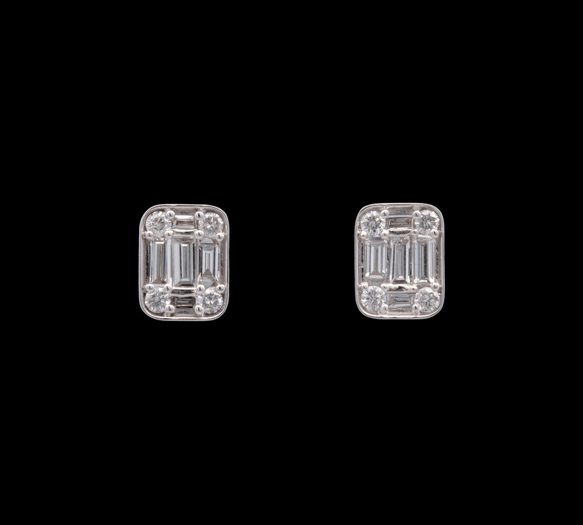 14K White Gold Diamond Stud Earrings