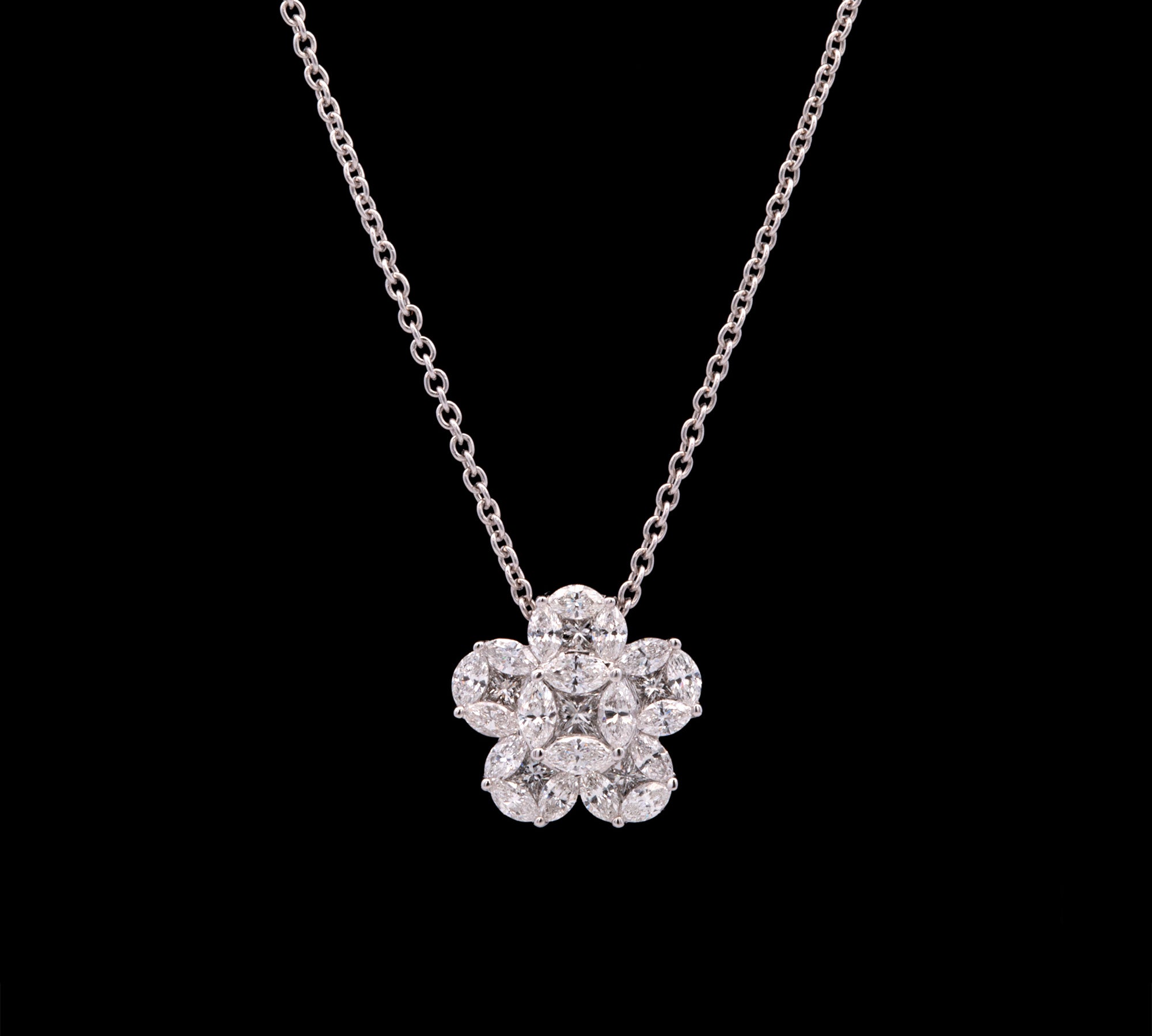 18K White Gold Illusion Set Diamond Flower Pendant And Chain