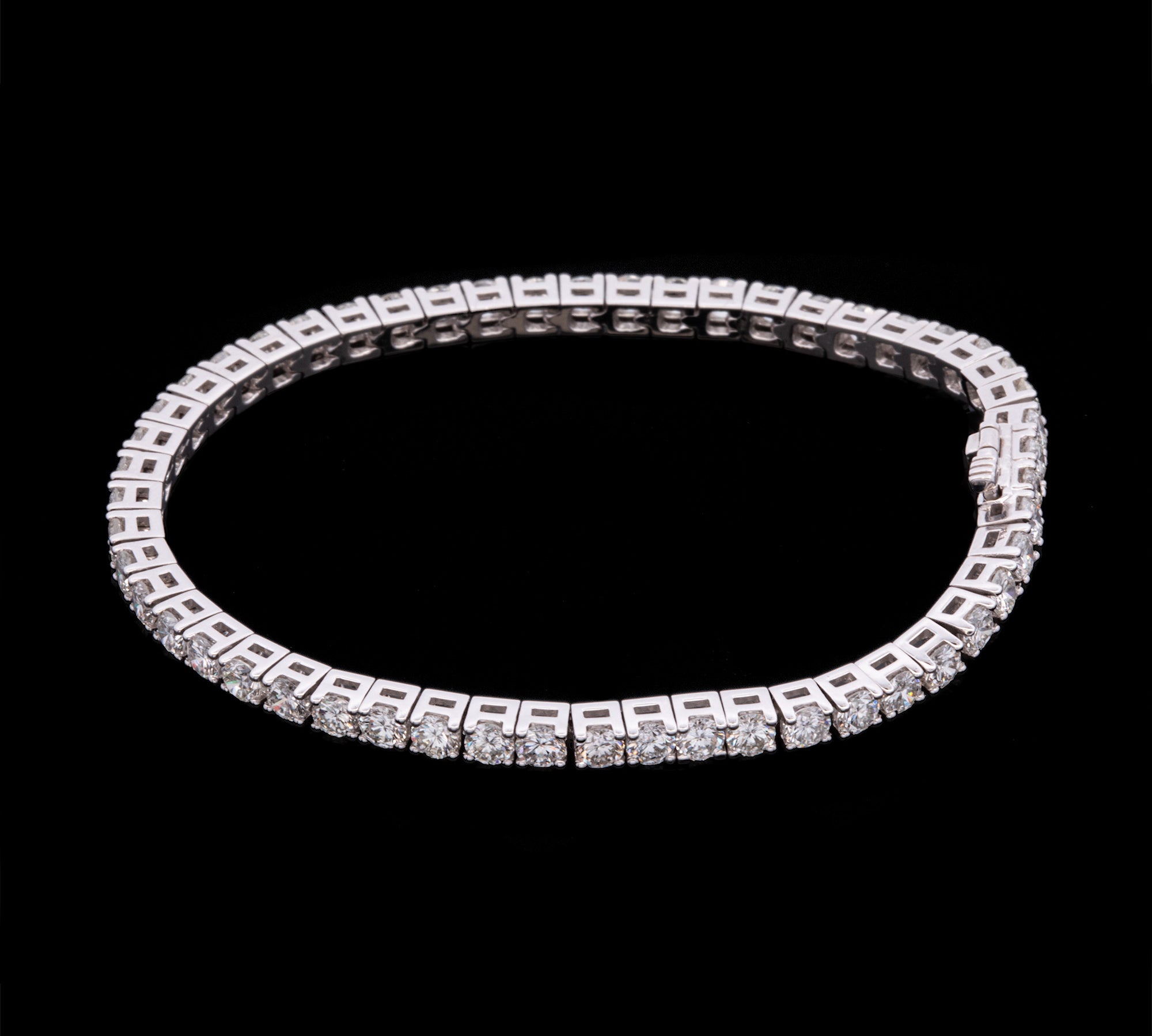 14K White Gold 7.00ctw Diamond Line Bracelet