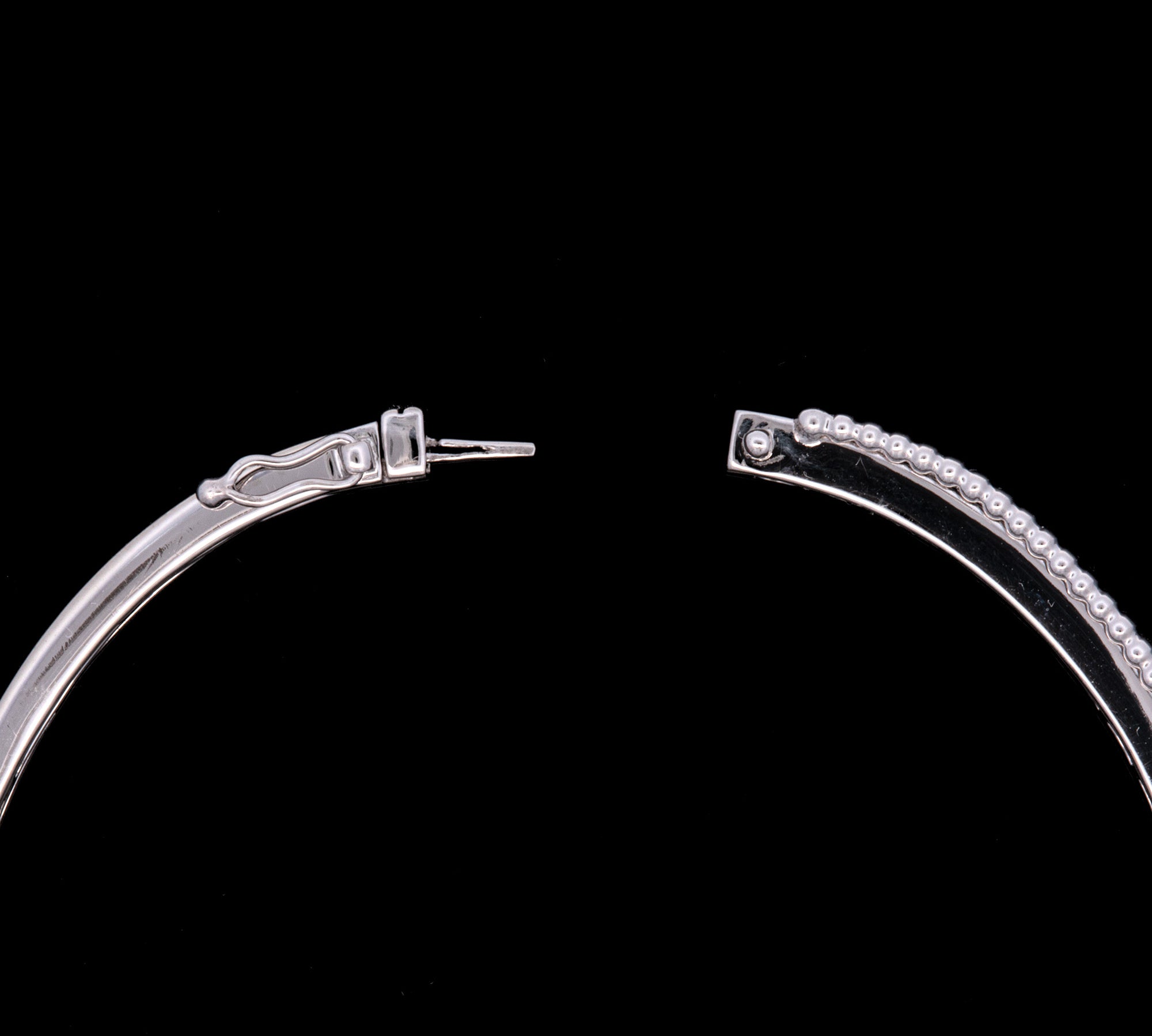 14K White Gold Diamond Bangle Bracelet With Beaded Edge