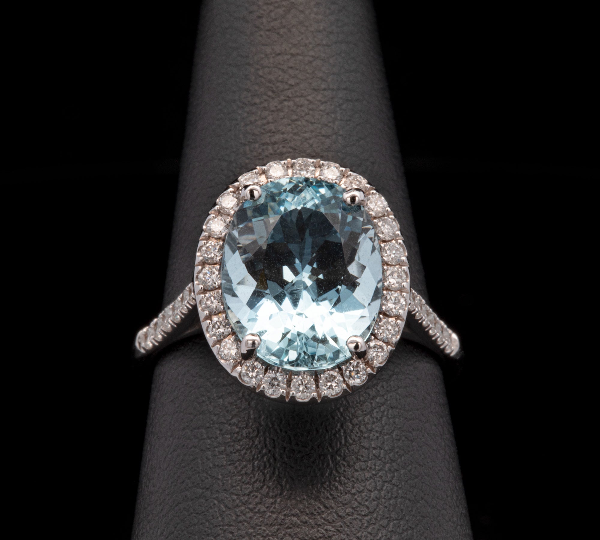14K White Gold Oval Aquamarine And Diamond Halo Ring