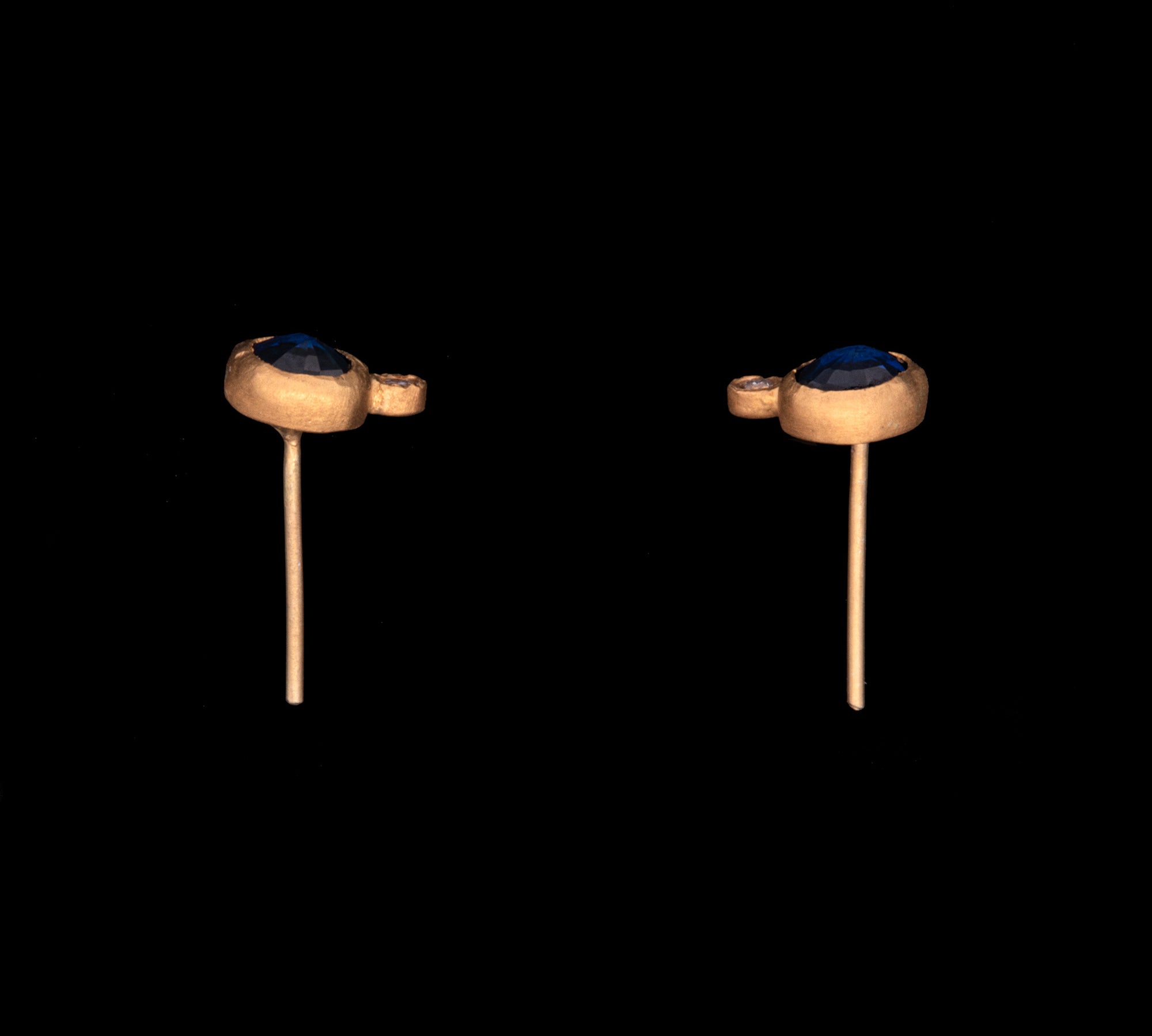 24K And 18K Yellow Gold Sapphire And Diamond Stud Earrings