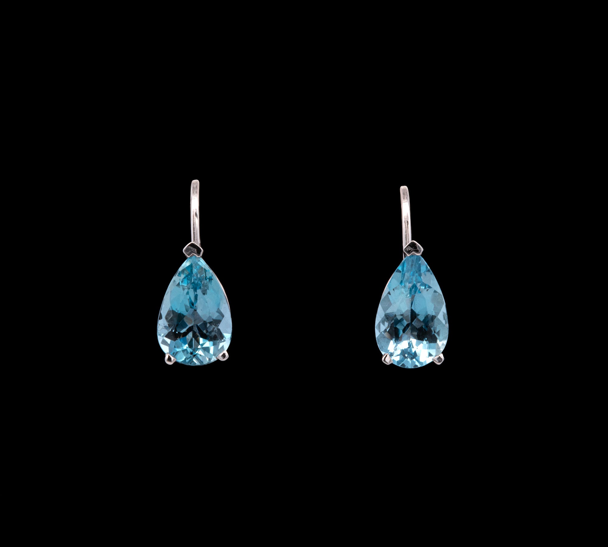14K White Gold Pear Shape Aquamarine Drop Earrings With Leverbacks