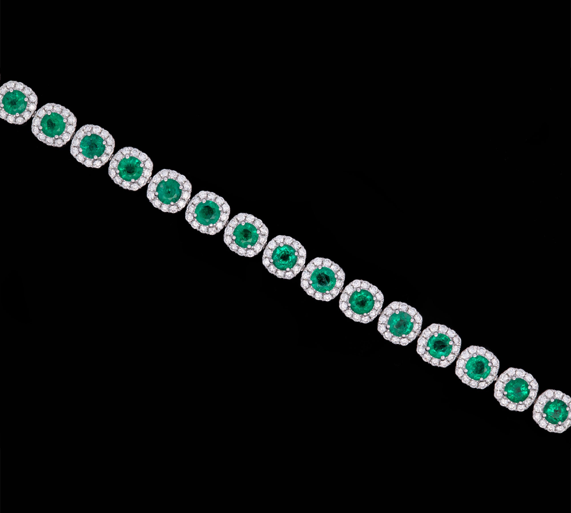 18K White Gold Emerald And Diamond Bracelet