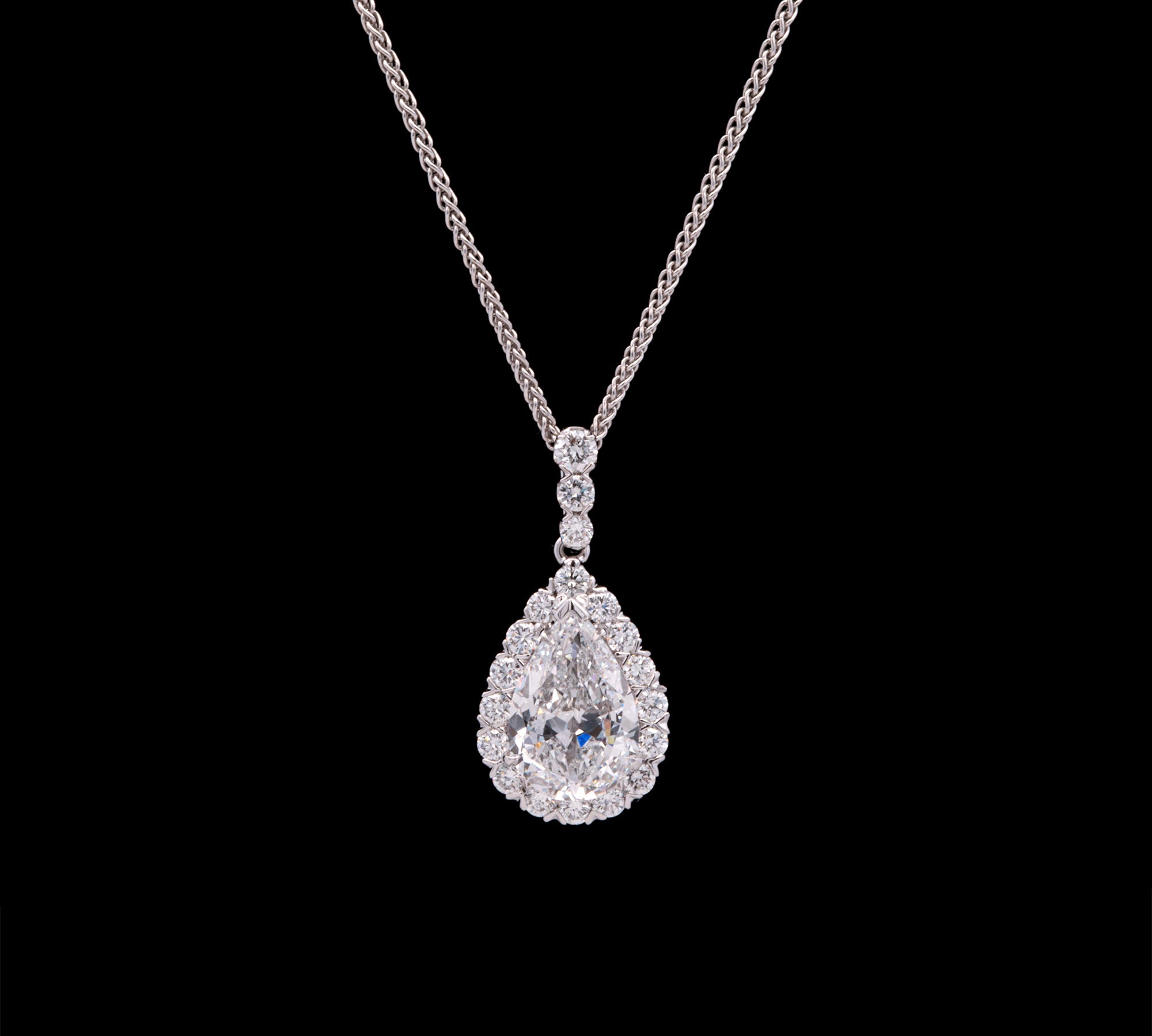18K White Gold Pear Shape Diamond Halo Pendant With 16 Inch Chain