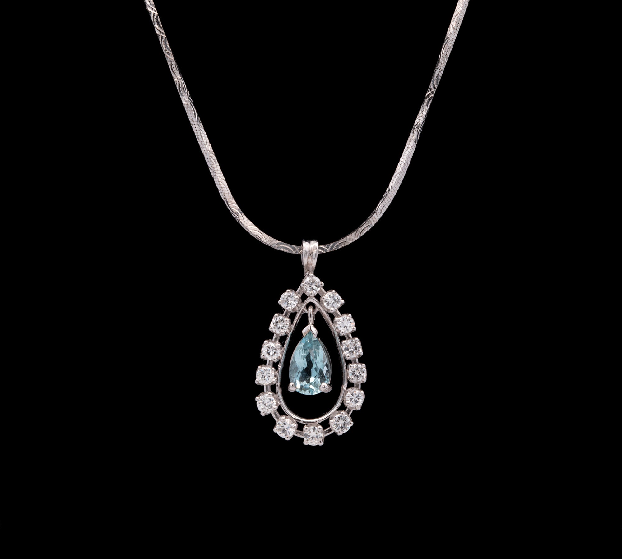 14K White Gold Pear Shape Aquamarine And Diamond Pendant With Chain