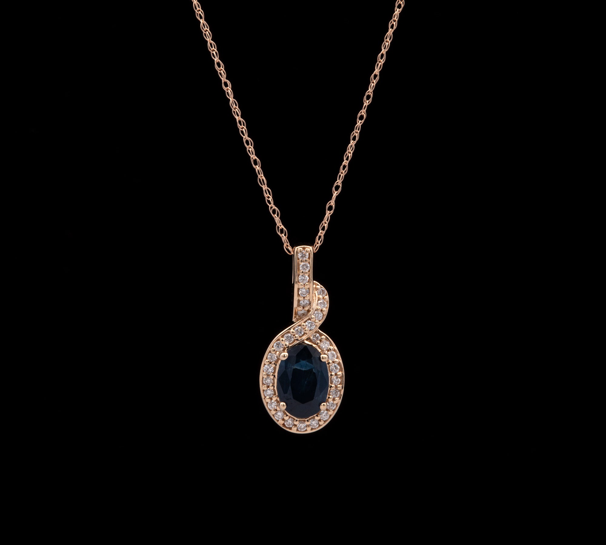 14K Yellow Gold Sapphire And Diamond Halo Pendant With 18 Inch Chain