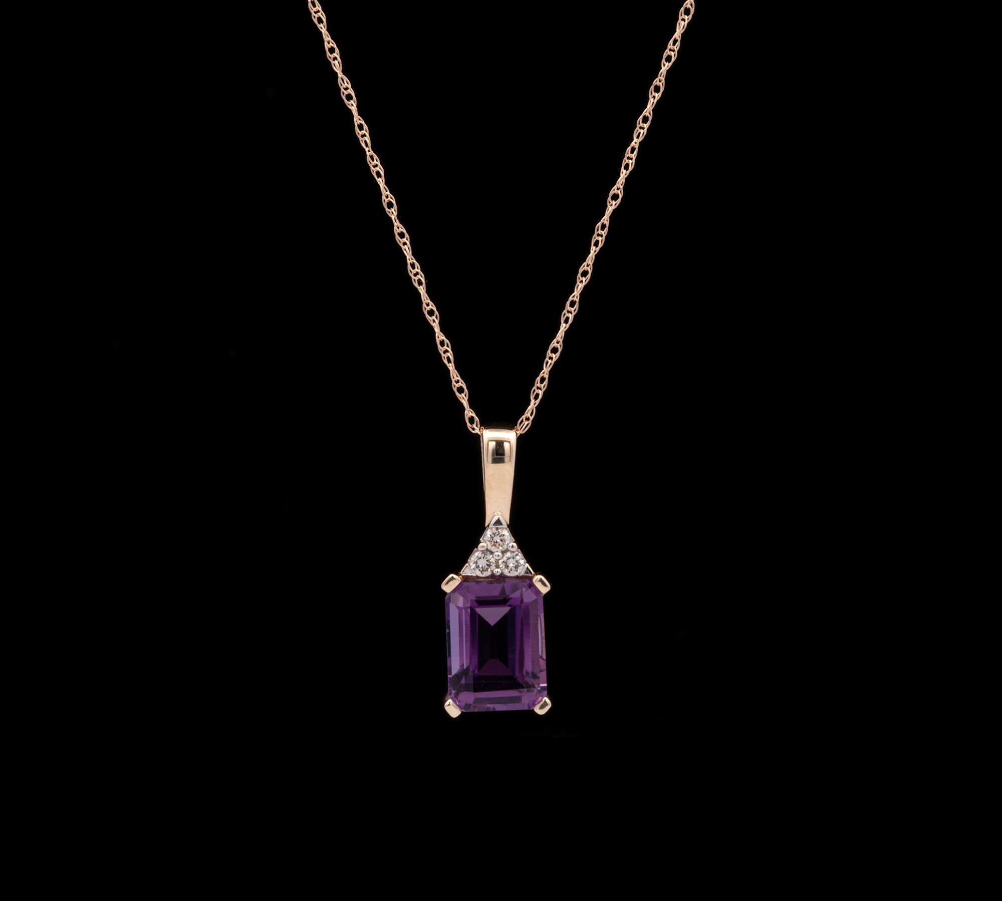 14K Yellow Gold Amethyst And Diamond Pendant With 18 Inch Chain