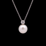 18K White Gold Pearl Drop Pendant With Diamond