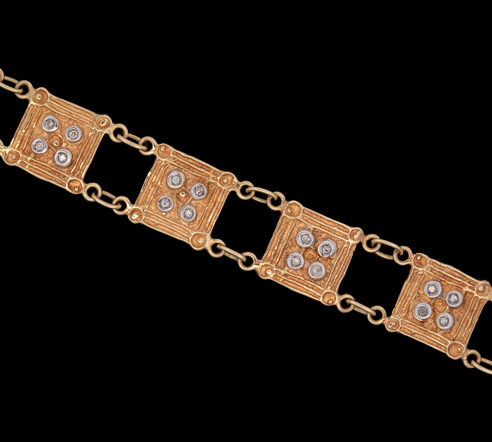 14K Yellow Gold Repeating Square Bracelet With Bezel Set Diamond Accents, 7.5 Inches