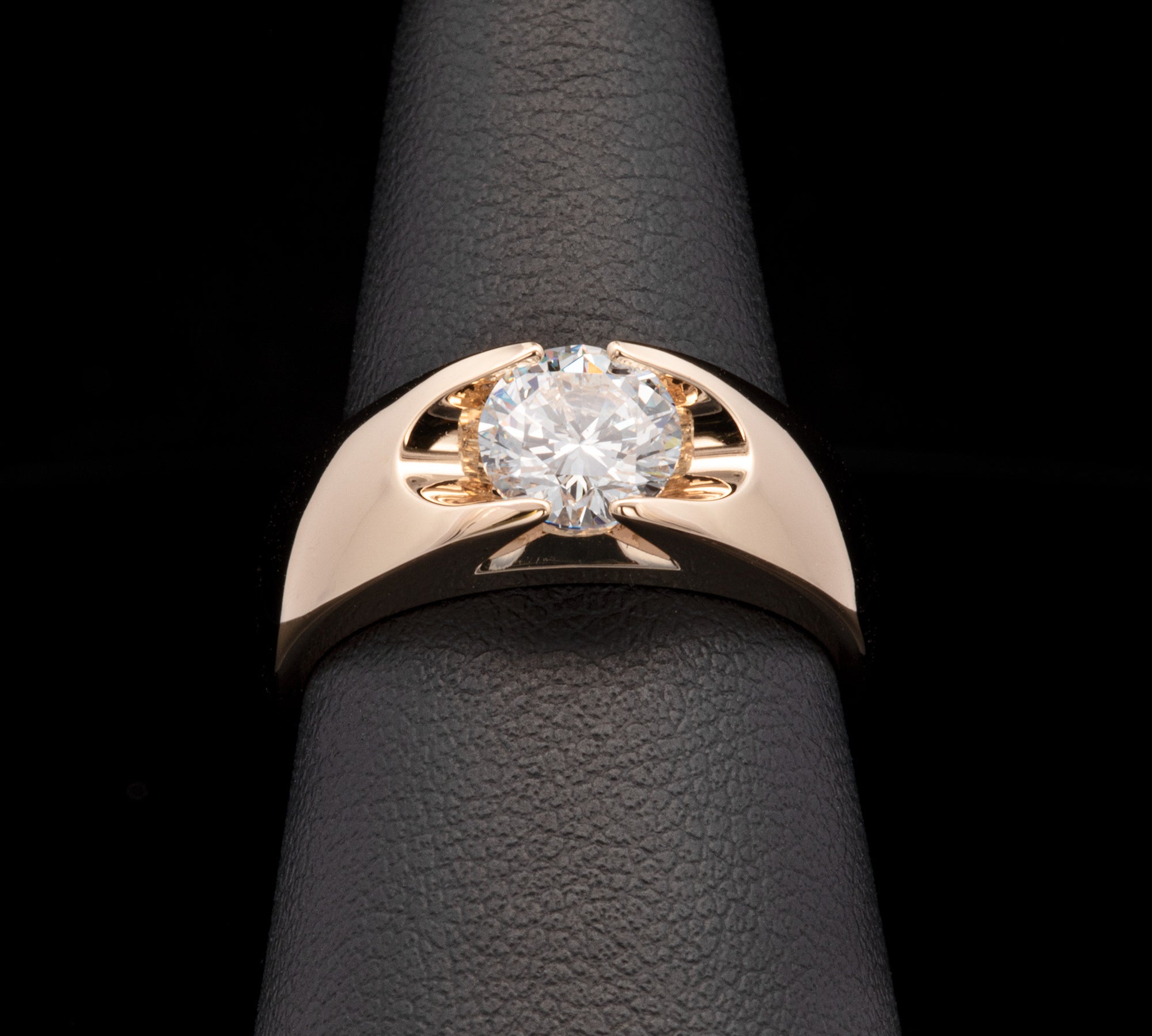 Custom 18K Yellow Gold Round Brilliant Cut Diamond Solitaire Ring
