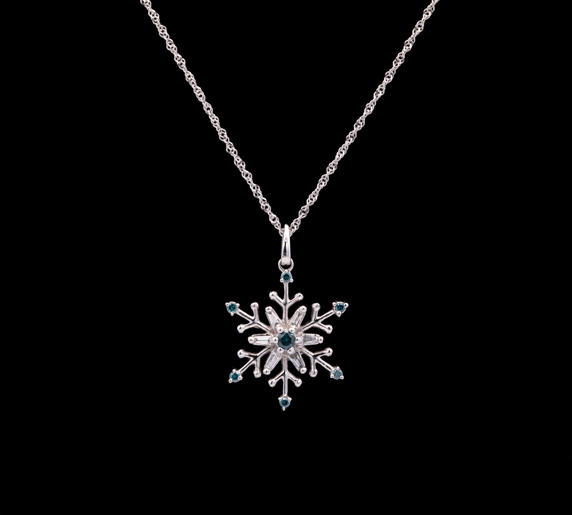 Colchester Large 0.25ctw Mixed Cut Diamond Snowflake Pendant With 18 Inch Chain, 14K White Gold