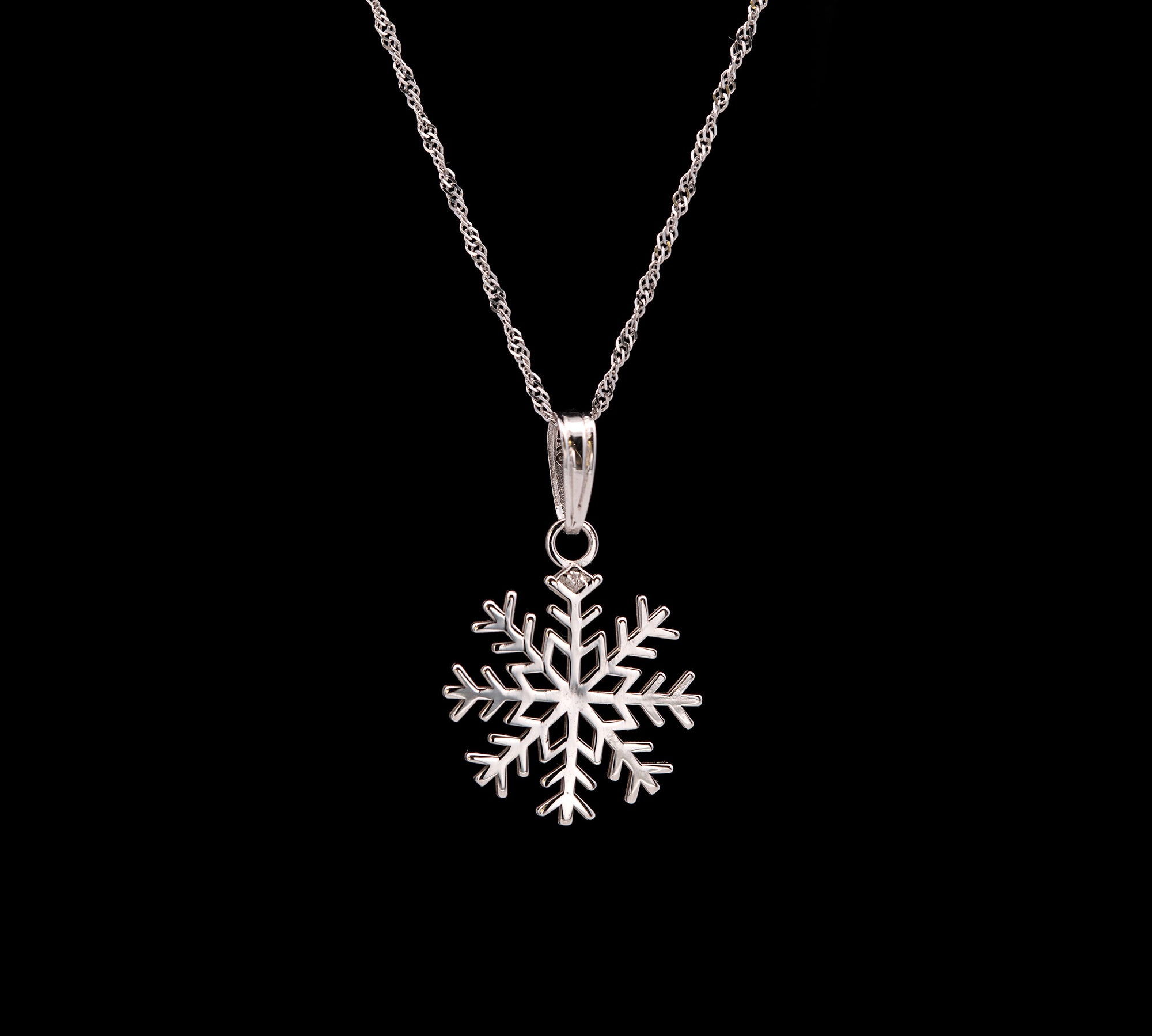 Johnson Snowflake Pendant With 18" Chain, 14K White Gold