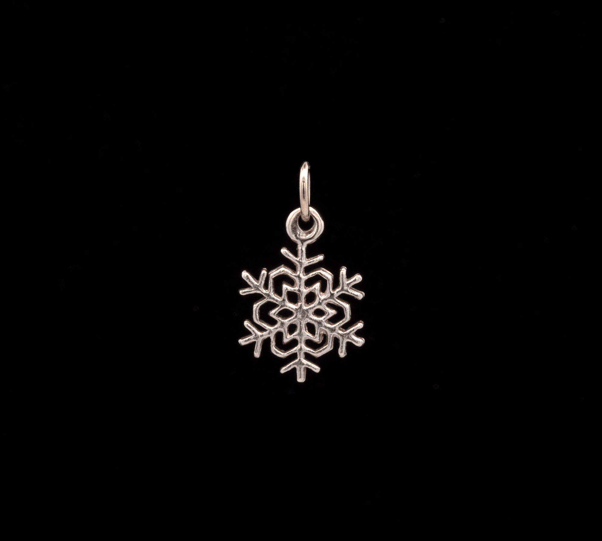 Quechee Small Snowflake Charm, 14K White Gold