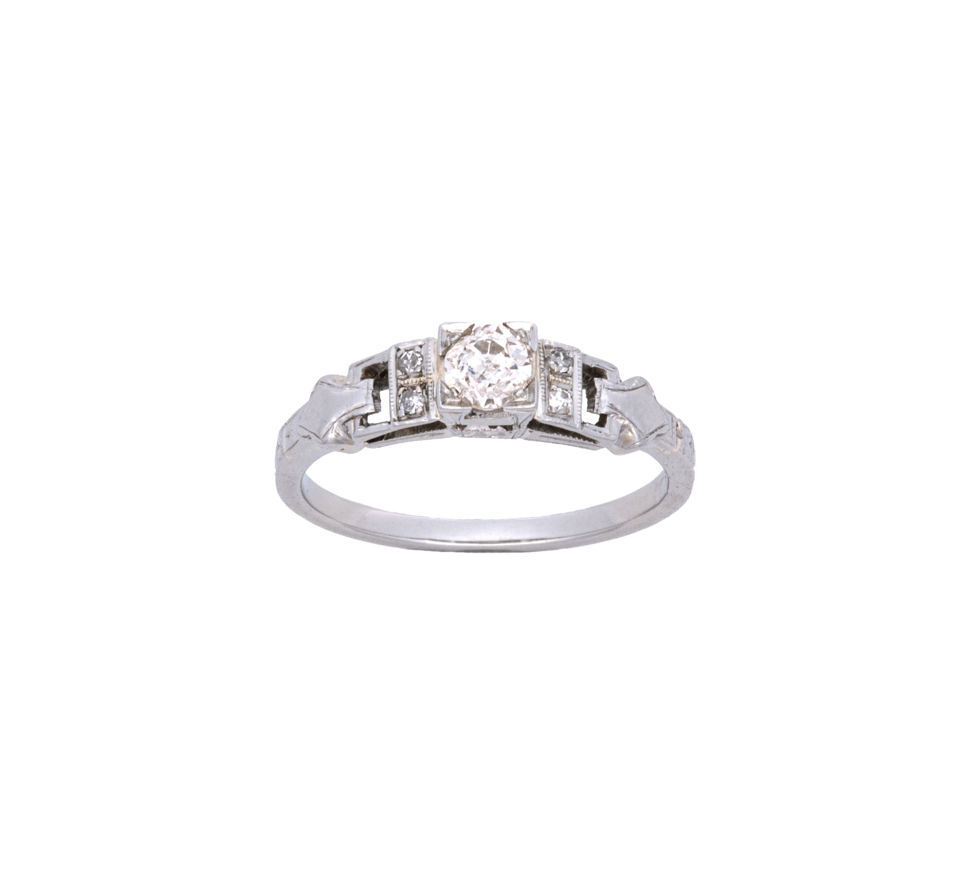 18K White Gold Diamond Ring